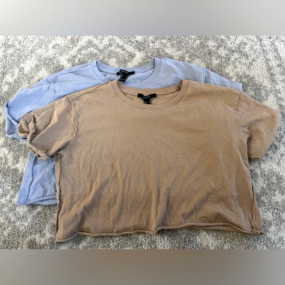 Two Pack - Cropped T-shirts